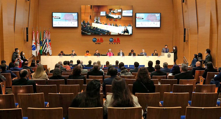 Mesa de abertura do Congresso Paulista de Direito Eleitoral. Foto: Cesar Ogata
