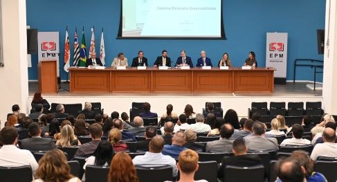 Ministro Dias Toffoli debate governabilidade e participação democrática na abertura da pós da Ejep