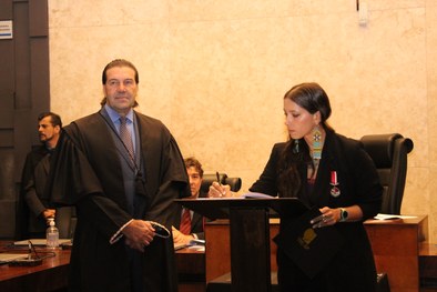 Os homenageados e os integrantes da Corte Eleitoral paulista